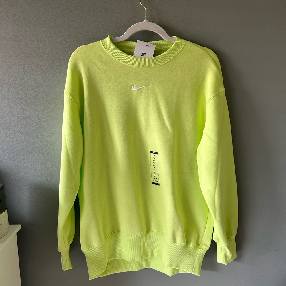 NWT Nike oversized crewneck